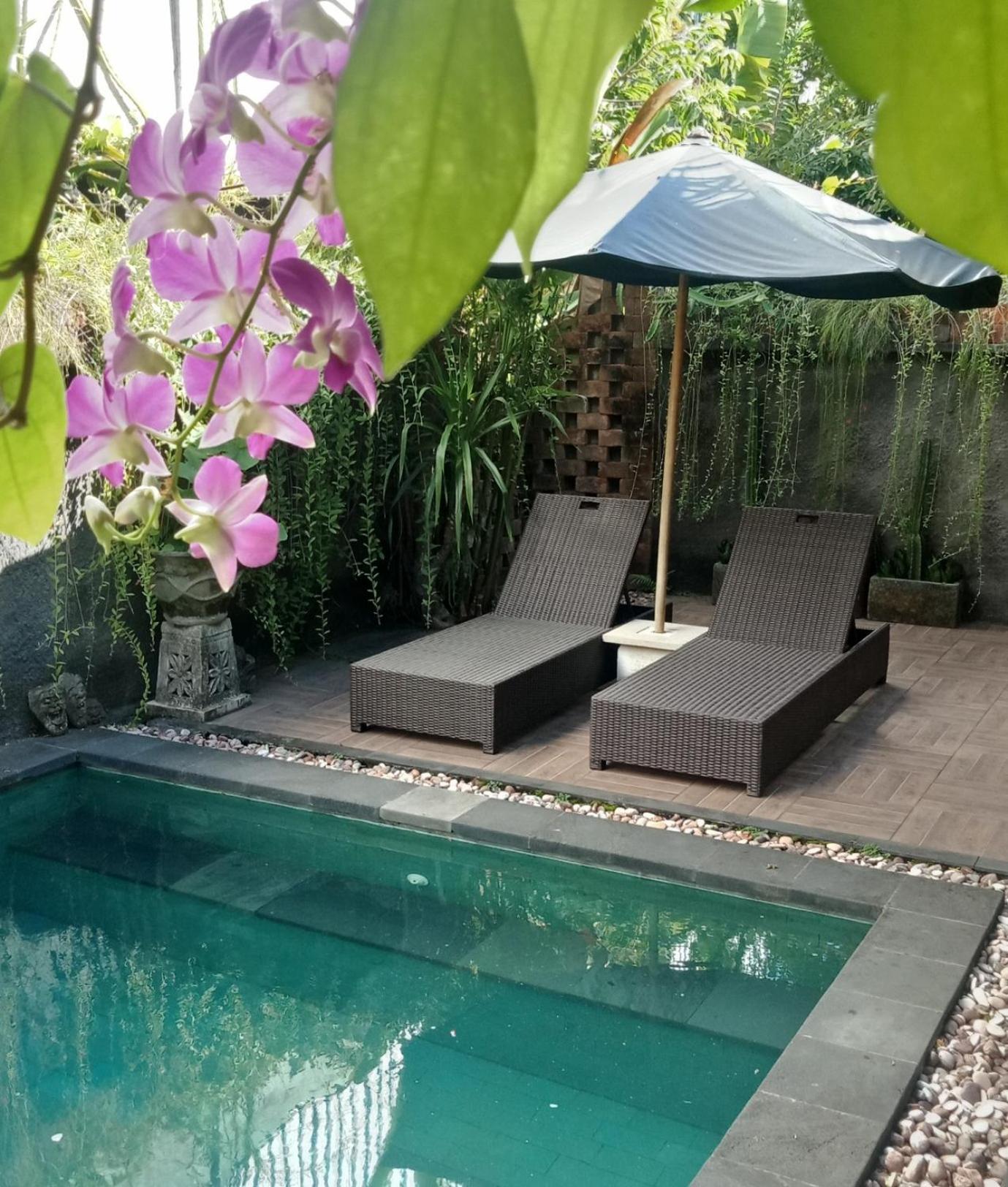D'puja Home Stay&Spa Nusa Dua  Zewnętrze zdjęcie