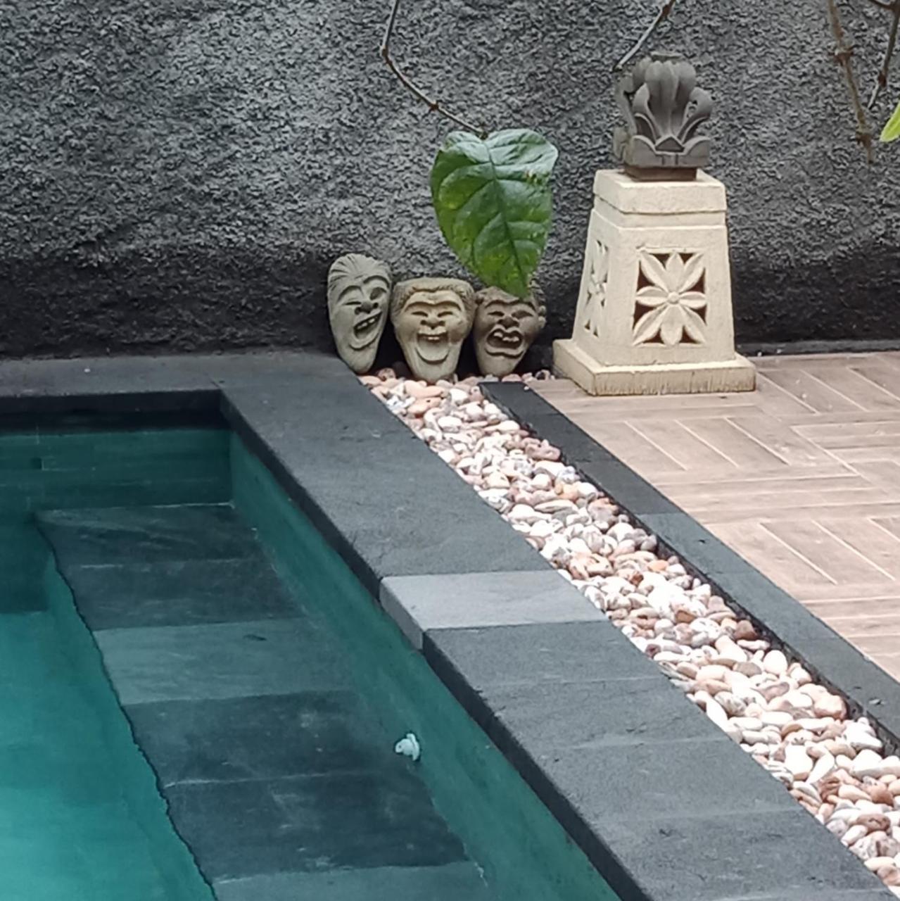 D'puja Home Stay&Spa Nusa Dua  Zewnętrze zdjęcie